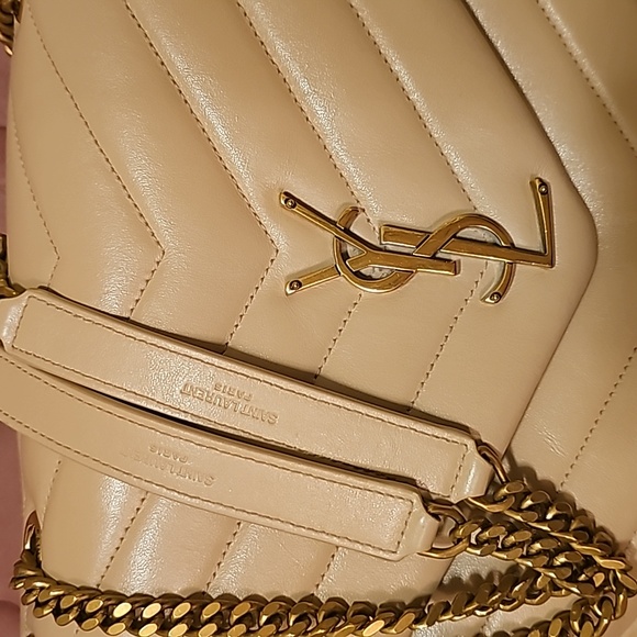 Authentic Saint Laurent Medium Loulou Shoulder Bag - Picture 5 of 17